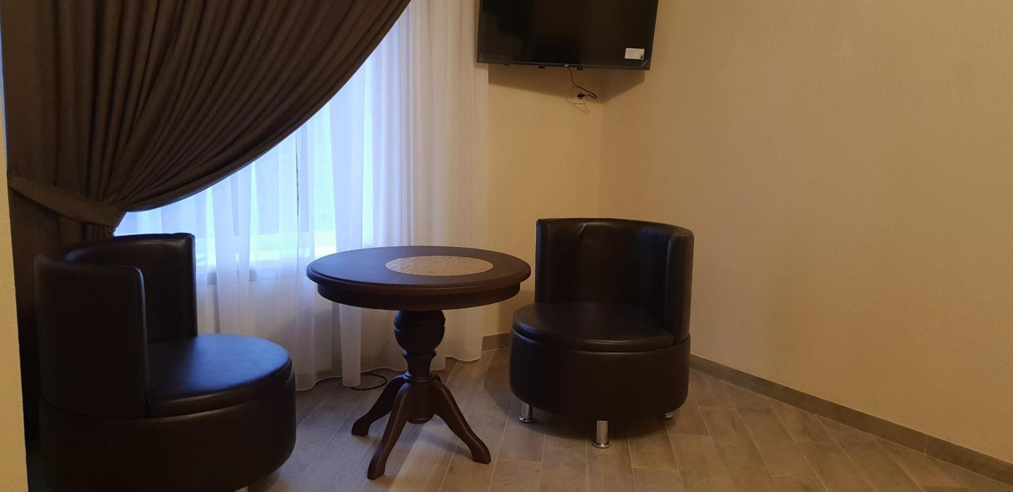 Ник Аэро Hotel Kharkov Bilik gambar