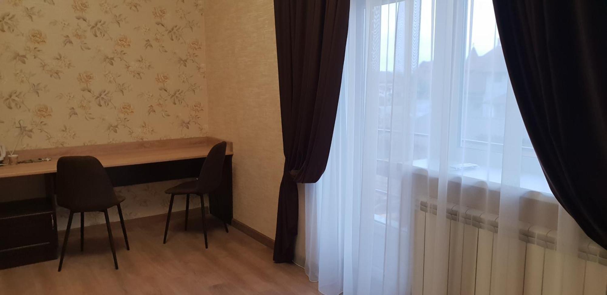 Ник Аэро Hotel Kharkov Bilik gambar
